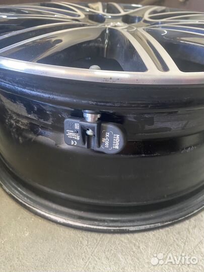 Продам литые дискина camry