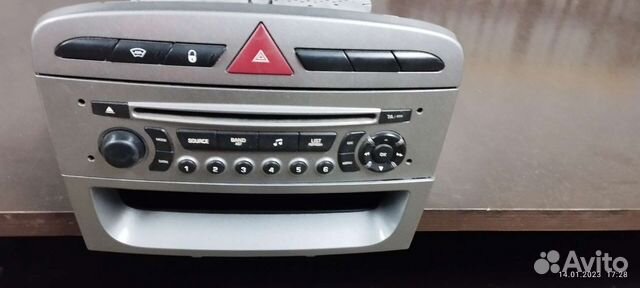 Головное устройство peugeot 408