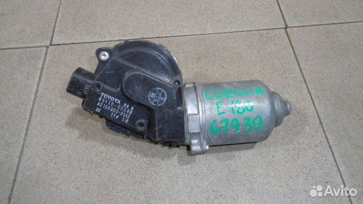 Моторчик стеклооч. передний Toyota Corolla (E180)