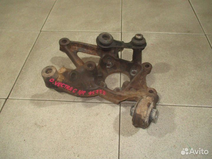 Кулак поворотный задний правый Opel Vectra C