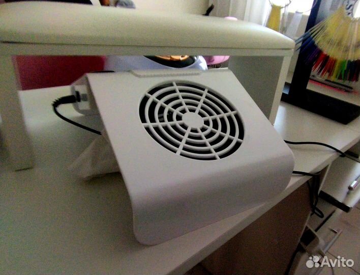 Маникюрный пылесос новый