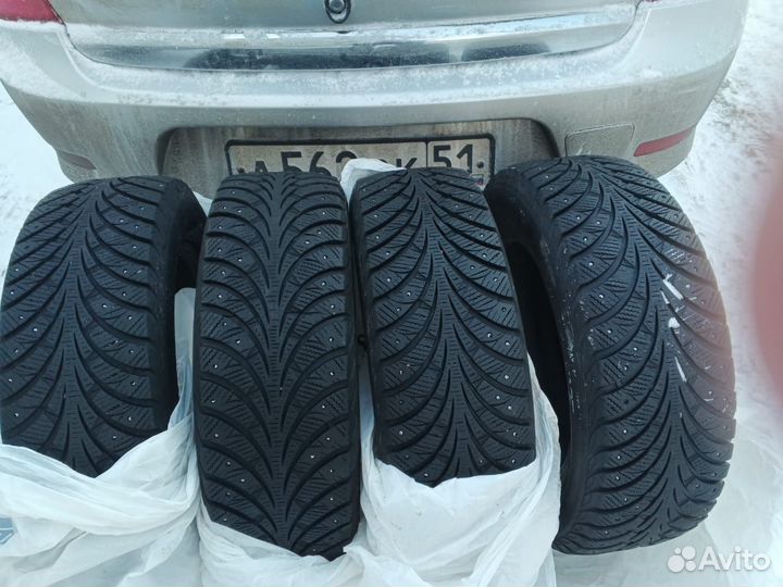 Sava Eskimo Ice 215/65 R16