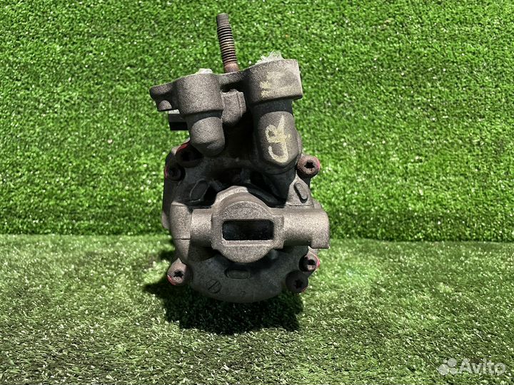 Компрессор кондиционера на nissan cube/march/micra