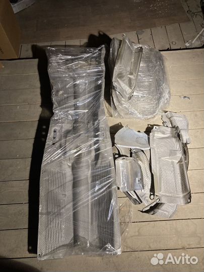 Тепловые экраны BMW E38