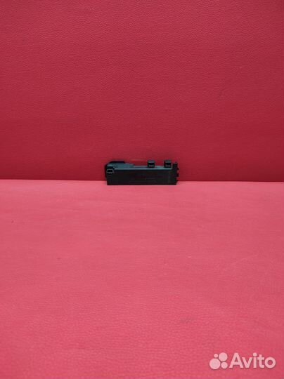 Антенна Audi Q7 4M