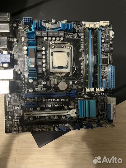 Материнская плата с процессором и памятью i5