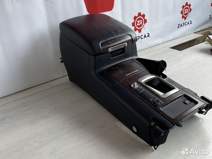 Land Cruiser 200 центральная консоль (бар)