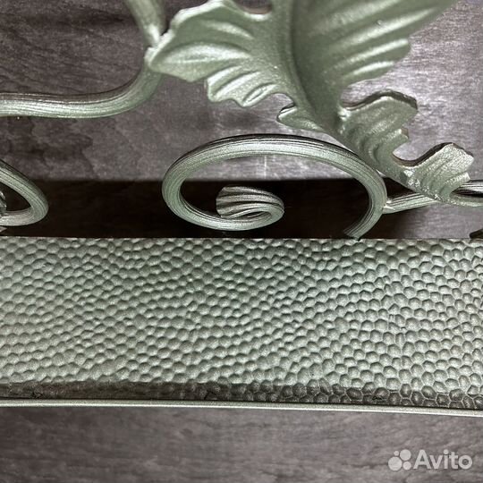 Вешалка настенная