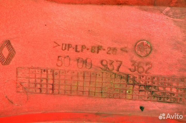 Воздушный дефлектор кабины, левый renault trucks M