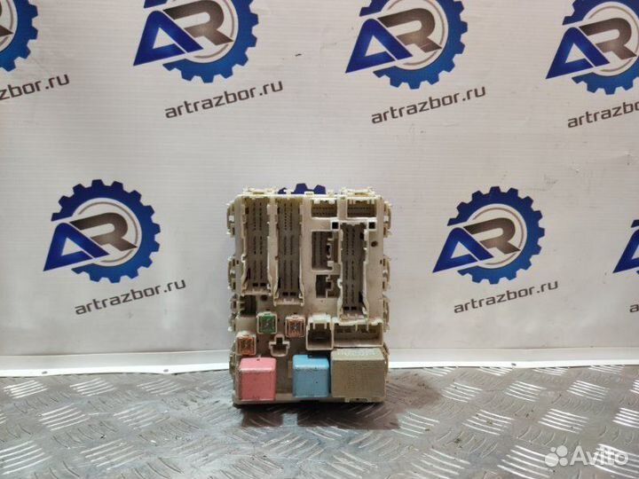 Блок предохранителей Toyota Corolla 10 E150 1.6