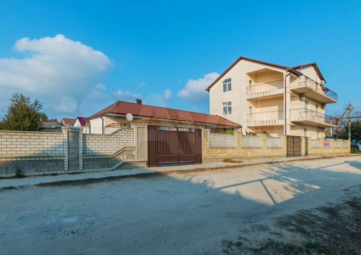 Гостиница, 405.2 м²