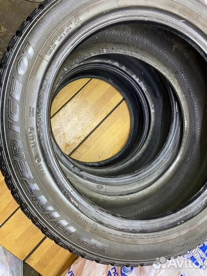 Dunlop SP Winter Ice 01 225/50 R17 98T