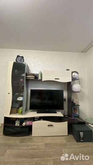 Стенка в гостиную под тв