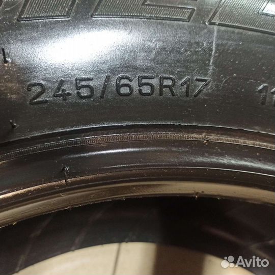 Michelin Agilis 245/65 R17 111
