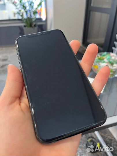 iPhone 11 Pro, 64 ГБ