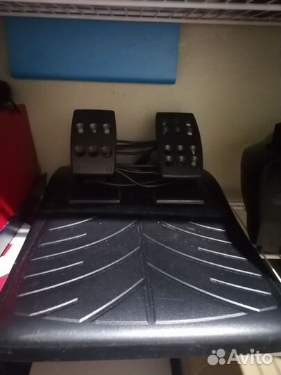 Бронь. Игровой руль с педалями logitech force gt
