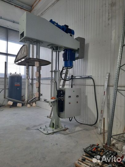 Диссольвер двухосевой