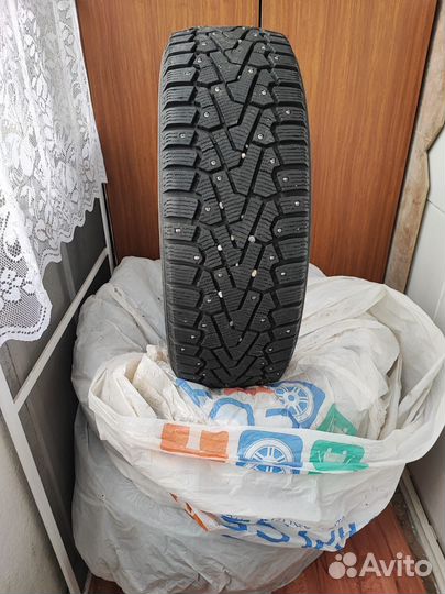 Pirelli Winter Ice Zero 225/60 R18 104