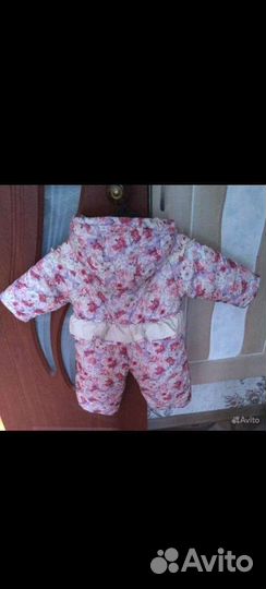 Зимний комбинезон для девочки