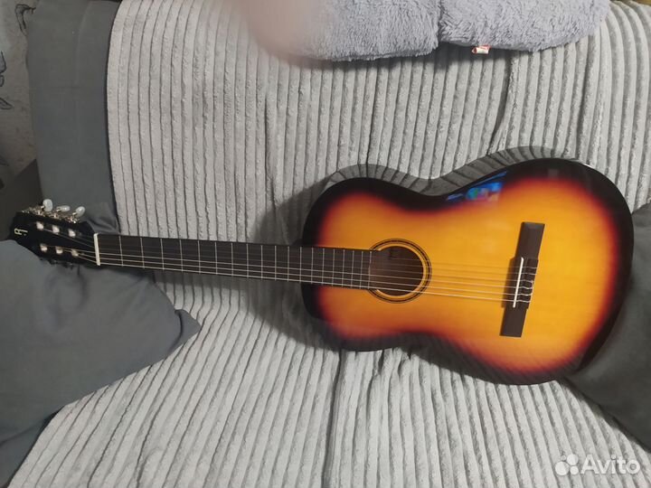 Гитара классика бу