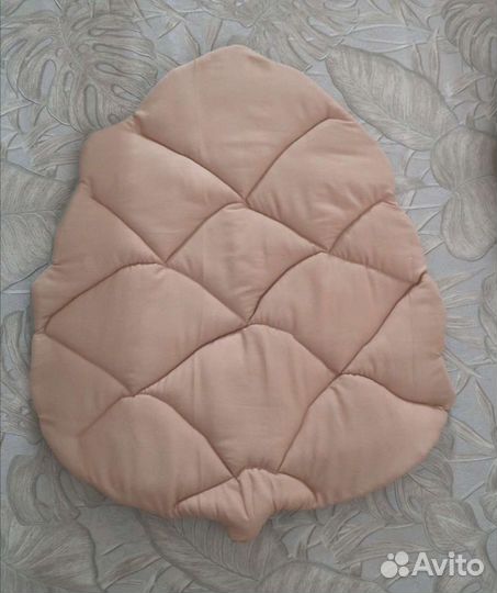 Коврик шишка