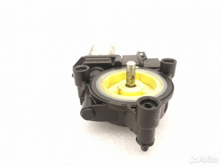 Моторчик стеклоподъемника передний правый Bmw