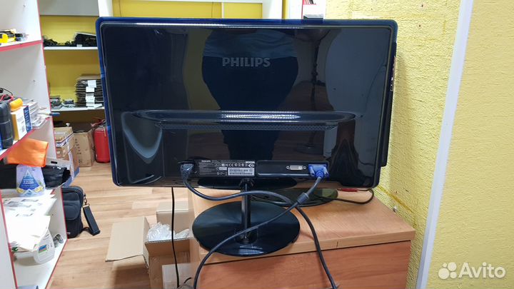 Монитор Philips 54 см гарантия 30 дней