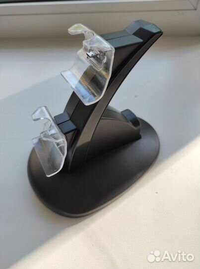 Док станция для геймпадов xbox one