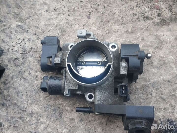 Дроссельная заслонка ситроен С5 2Л. 01Г