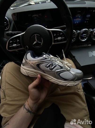 Новые оригигальные new balance 408