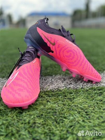 Бутсы Nike Phantom GX pink