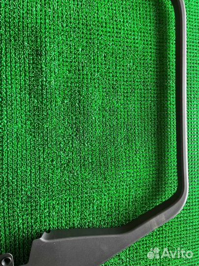 Обшивка двери прав. зад. Land Rover Range Rover Sp