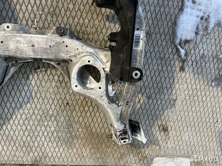 Подрамник передний BMW F01 F02 F06 F07 F10 F11 F12