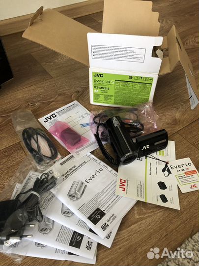 Видеокамера Everio S JVC GZ-MS215