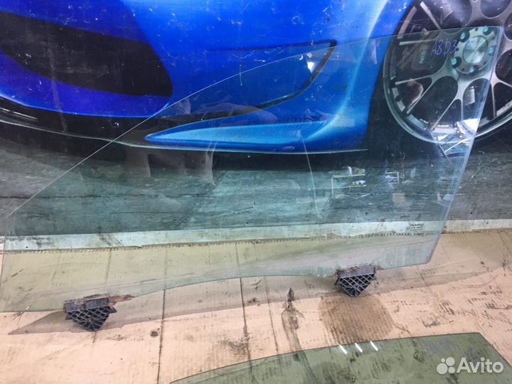 Стёкла дверей комплект audi A8 D3