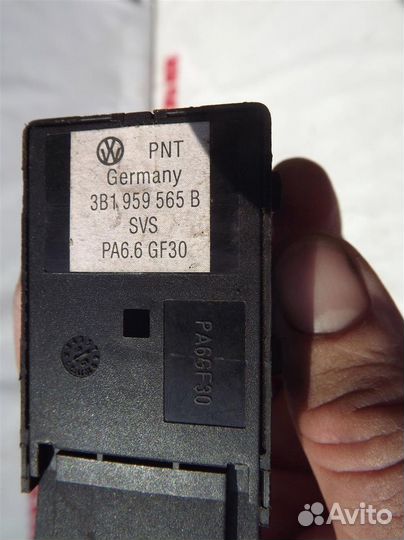 Блок регулировки зеркал Фольксваген Пассат В5