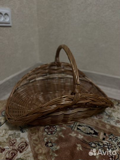Корзина плетеная