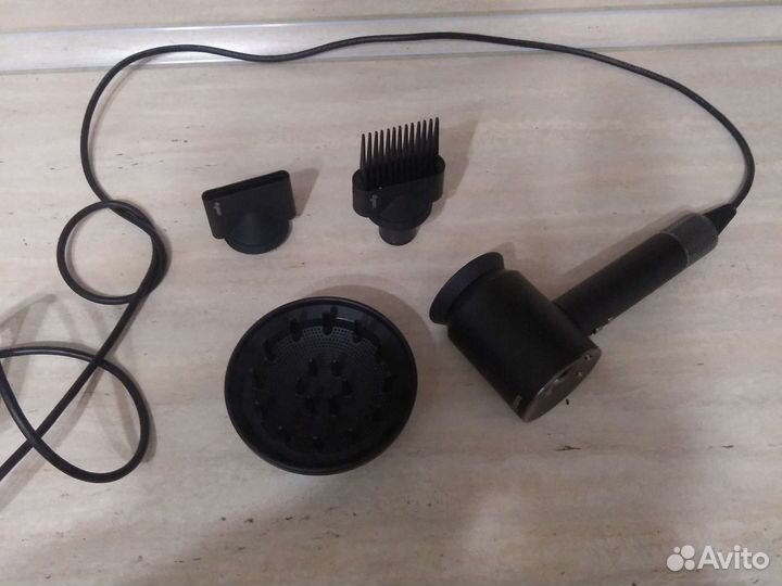 Dyson фен