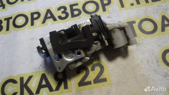 Замок двери задней правой Fiat Albea 2002-2012