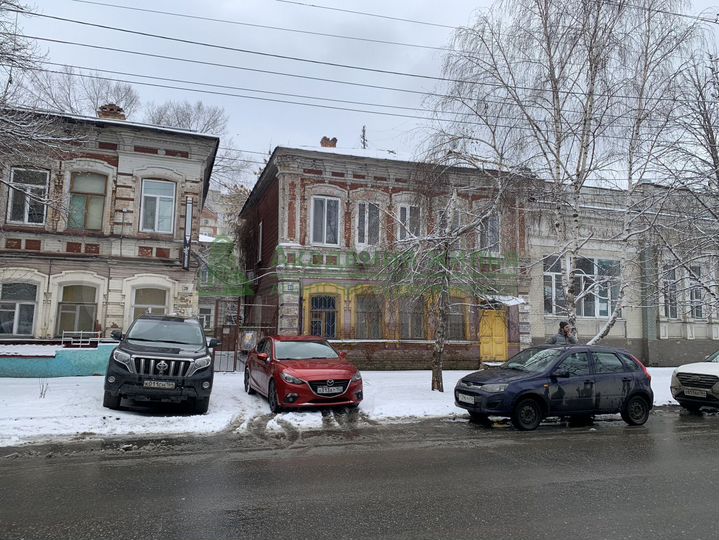 4-к. квартира, 77 м², 1/2 эт.