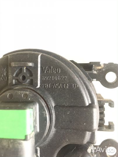 Фара птф Mitsubishi Outlander 2 XL MN142091