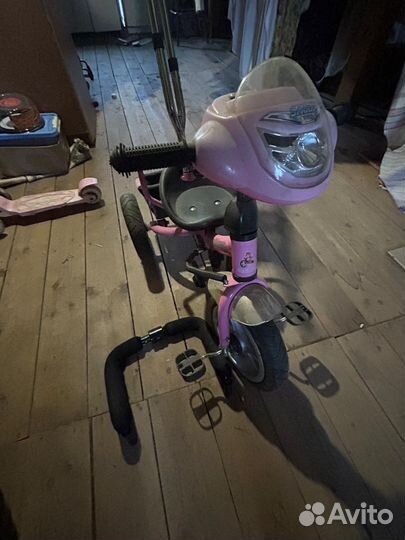Детский велосипед с ручкой