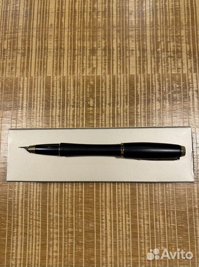 Перьевая ручка Parker