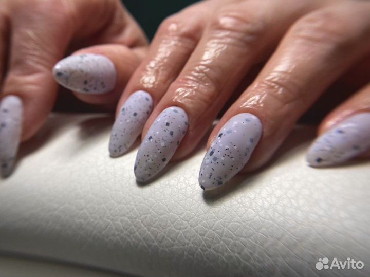 Маникюр Международная