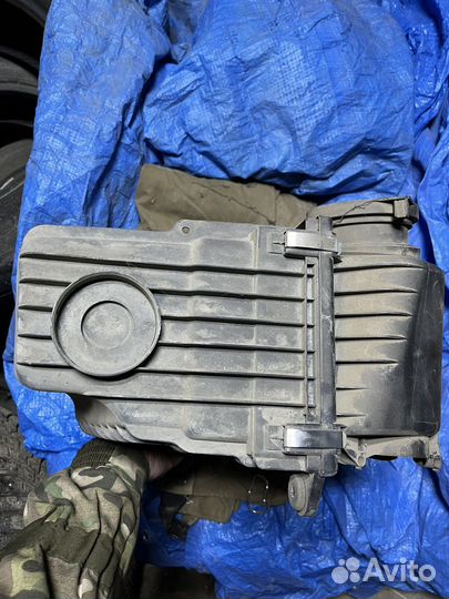 Корпус воздушного фильтра touareg gp