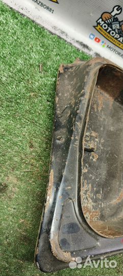 Правый бардачок Иж 5 ранний