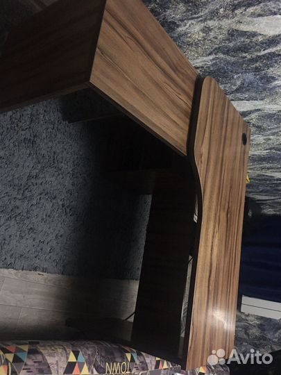 Компьютерный стол бу