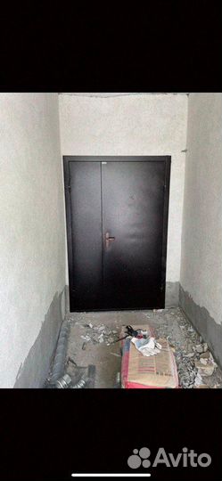 Дверь входная алюминий