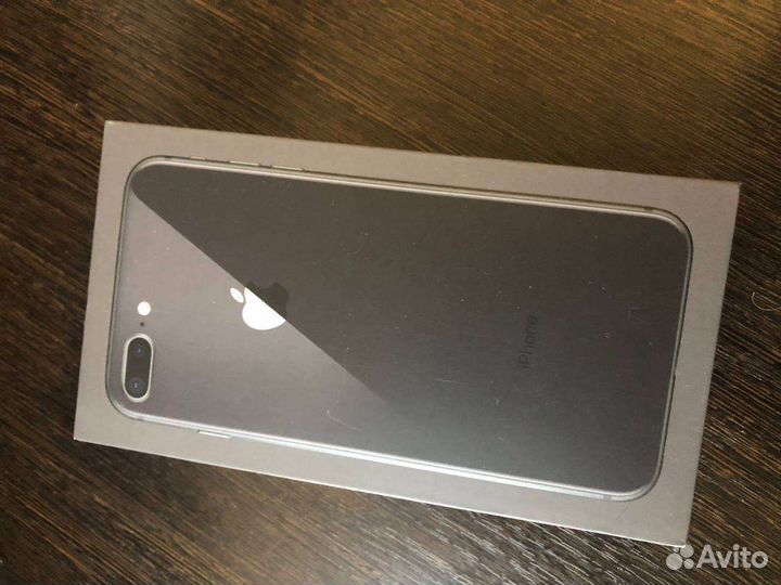 Телефон iPhone 8 plus 64gb