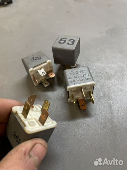 Реле вентилятора VW Passat B5 B6 Golf 5 6 Touareg